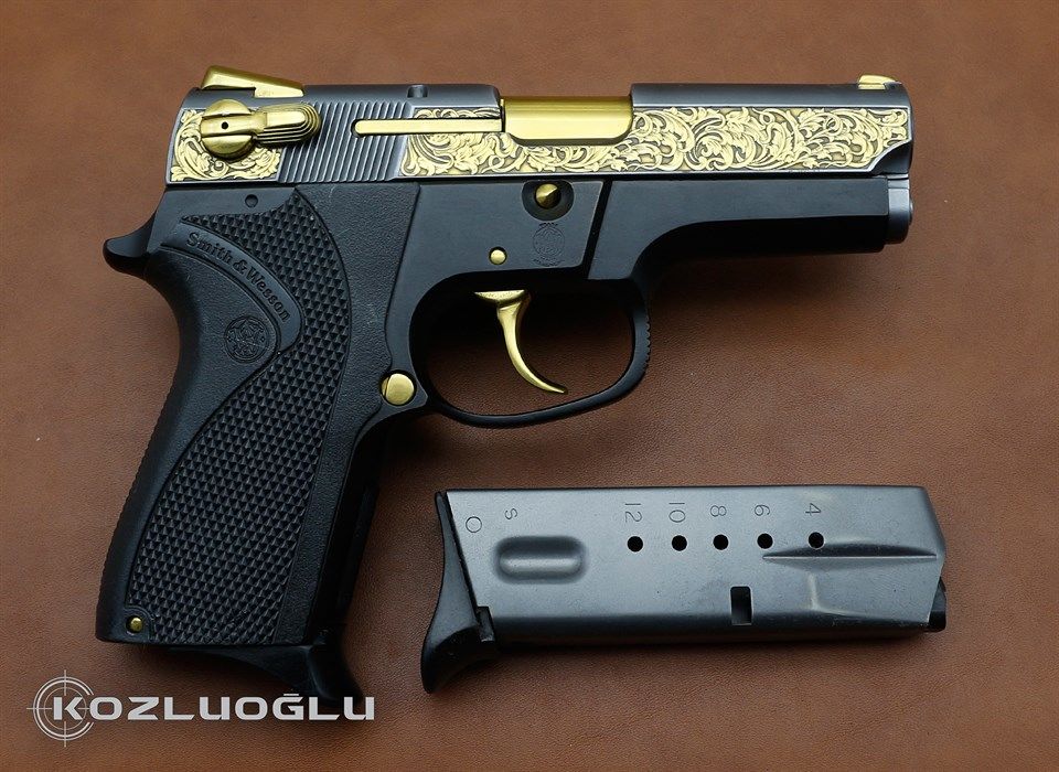 Smith&Wesson 6906  Gravür & Titanyum Kaplama