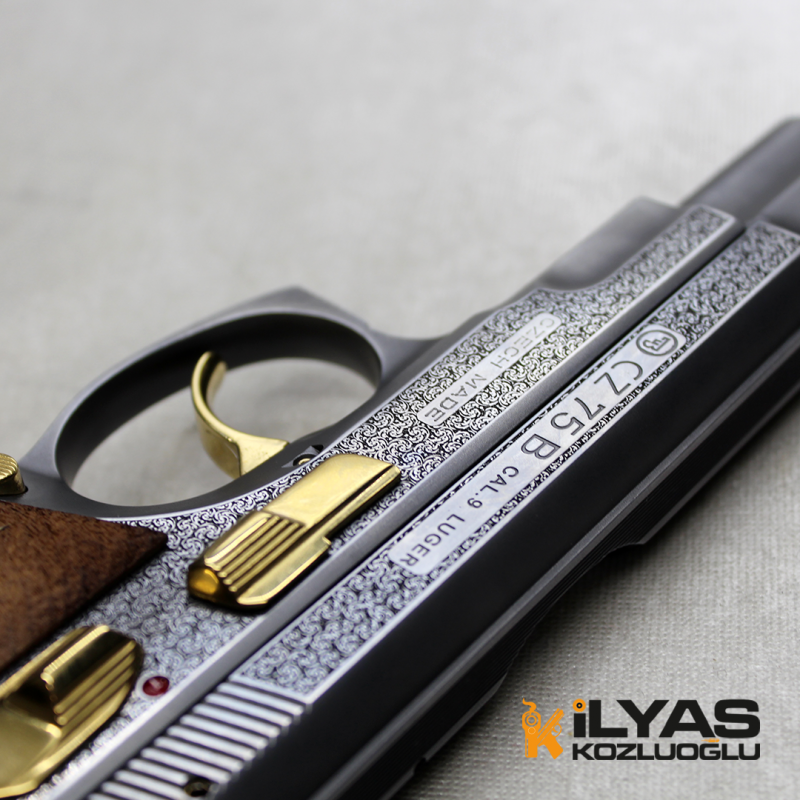 CZ 75B English Scroll Gravür