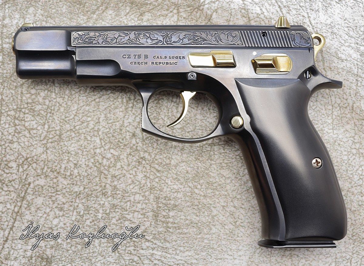 CZ 75B Füme Titanyum - Yanaklar Çiçek Gravür Desen