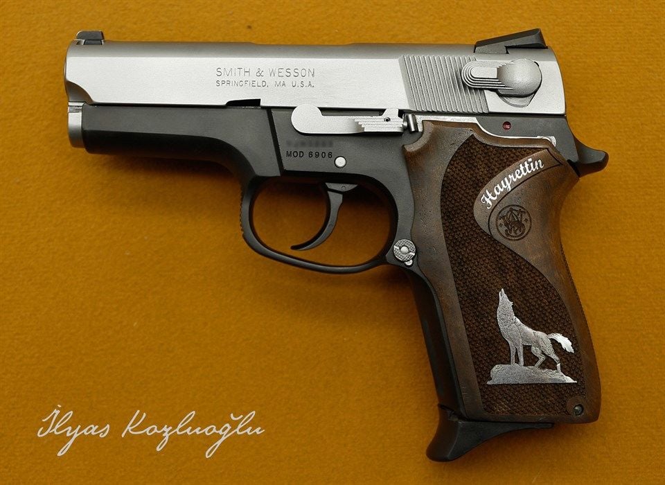 Smith&Wesson 5906 Siyah Beyaz Krom Kaplama