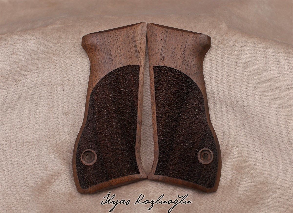 Jericho 941 Ceviz Ağacı Pütür Kabza