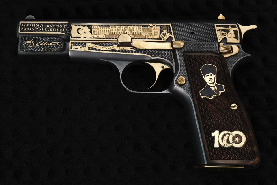 Browning Cumhuriyetin 100. Yılı Gravür Çalışması