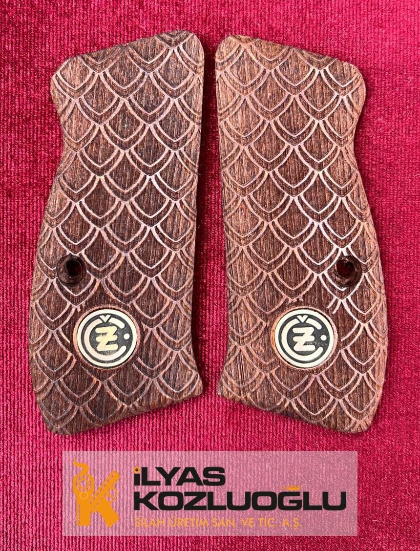 Cz Compact Sarı Pirinç Marka Logolu Tam Yüzey Desenli Ceviz Kabze