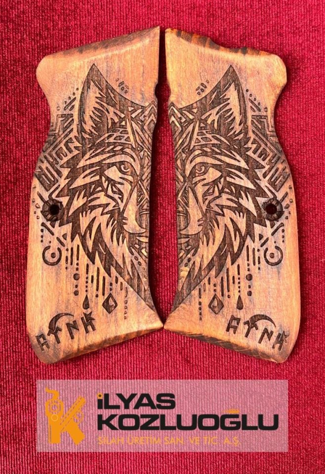 Sarsılmaz Kılınç 2000 Tam Yüzey Kurt Kafası Tasarımlı Ceviz Kabze