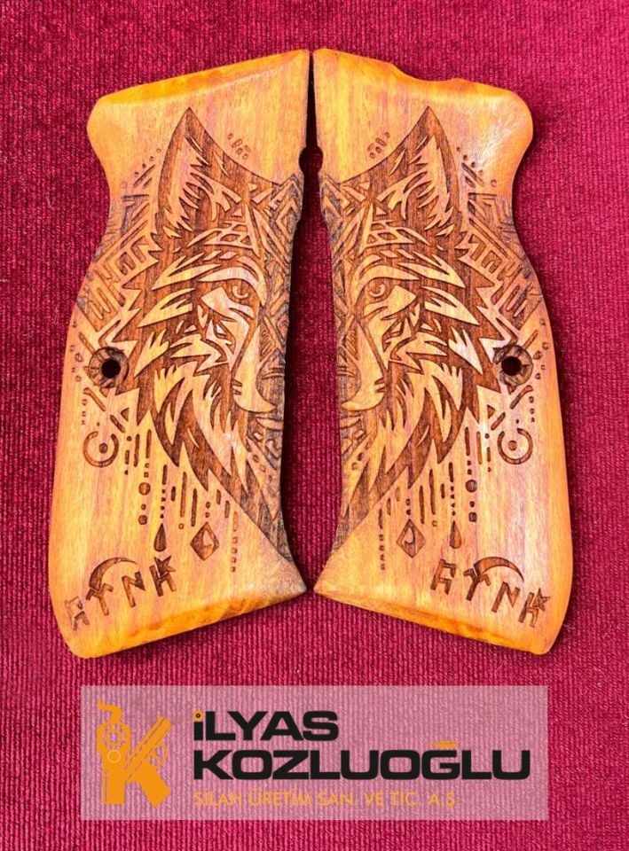 Sarsılmaz Kılınç 2000 Tam Yüzey Kurt Kafası Tasarımlı Açık Ceviz Kabze
