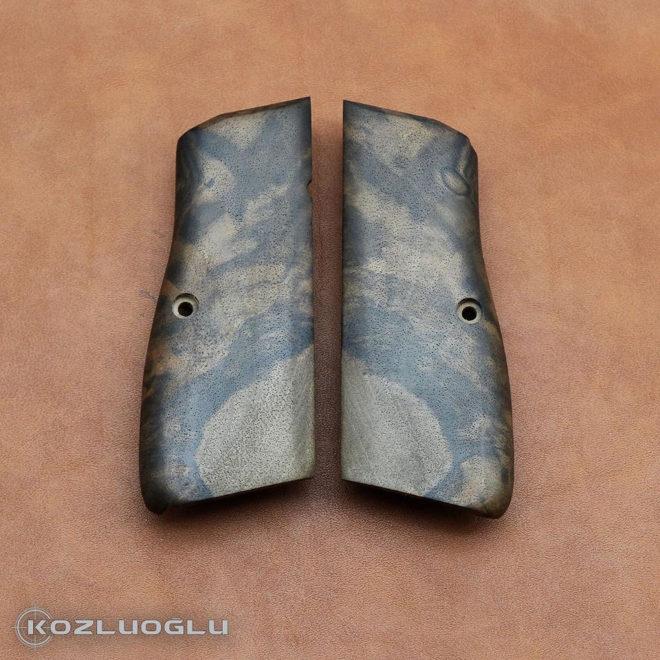 Browning İşlemesiz Kök Ceviz Kabze