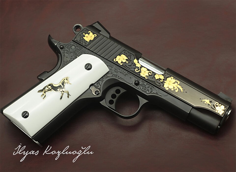 Colt 1911 - Sarı Yapraklı Gravür Desen - Koyu Füme Titanyum Kaplama