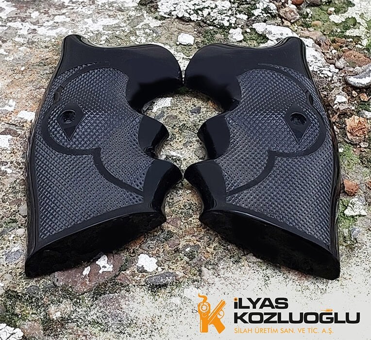 Colt Python Tam Yüzey Baklava Desen Siyah Pleksi Kabze