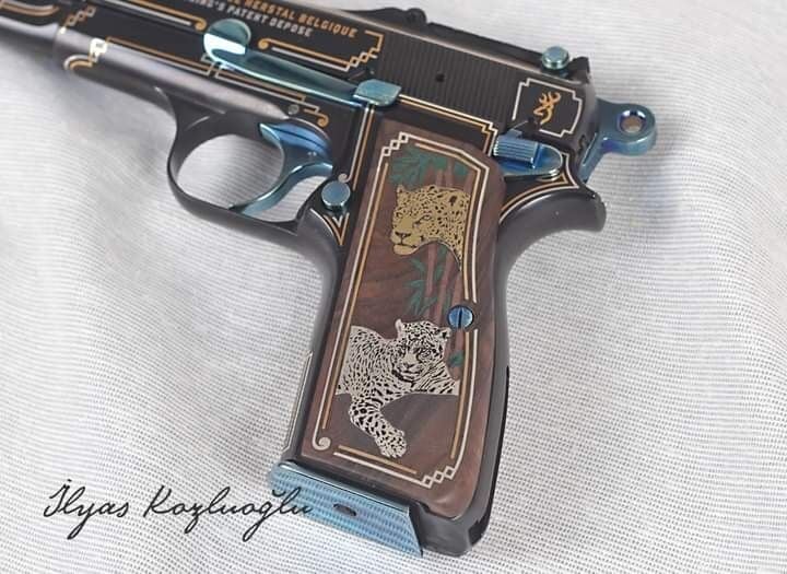 Browning - Çerçeve Hat Desenli Özel Gravür Tasarımı