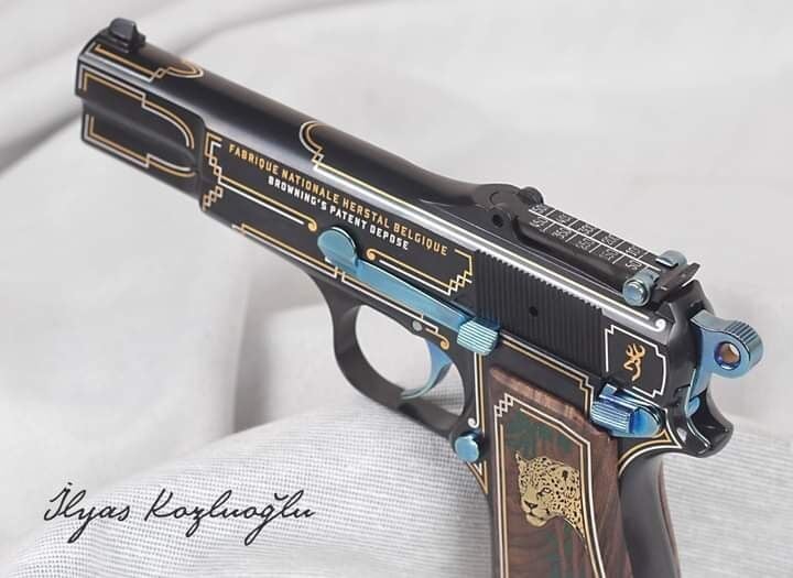 Browning - Çerçeve Hat Desenli Özel Gravür Tasarımı